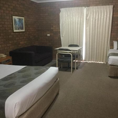 Sportslander Motor Inn Moama Ngoại thất bức ảnh